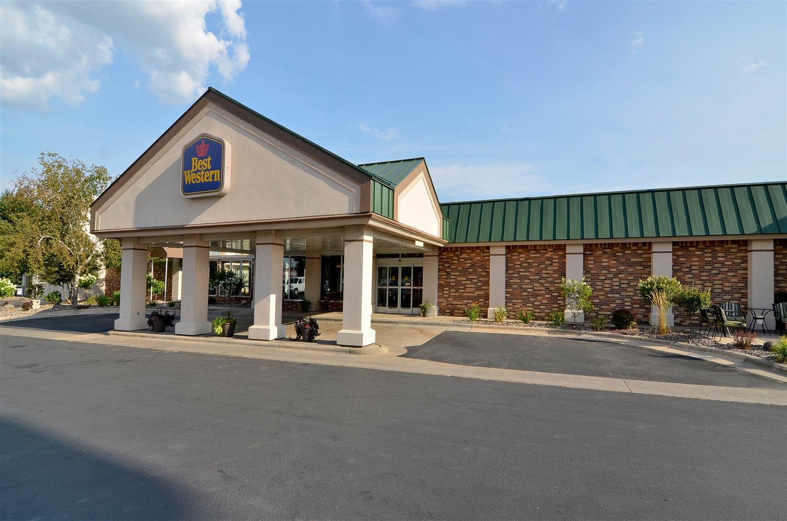 Best Western Tomah Hotel מראה חיצוני תמונה